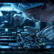 Anakart Üzerindeki Kritik Bileşenlerin Arıza Tespiti ve Onarım Adımları