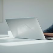 Ev ve Ofiste Bilgisayar Sorunlarını Hızla Çözmenin Avantajları